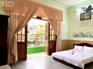 Cho thuê khách sạn mặt tiền đường trần quang khải gần ủy ban phường ninh kiều