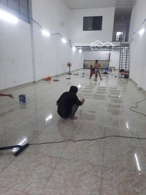 bán kho xưởng 220m2 mặt tiền đường lê thị hồng gấm thị trấn hóc môn