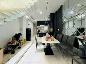 • [BÁN NHÀ + TÂN BÌNH] NHÀ MỚI Ở NGAY – HẺM XE HƠI 3.5M – THÔNG RA NHIỀU ĐƯỜNG LỚN ‍ 11,5 T.Ỷ