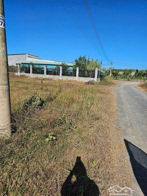 bán đất thị trấn tân khai bình phước cách quốc lộ 13 chỉ 300m, gần kcn minh hưng 10 phút