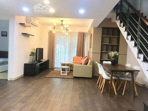 duplex masteri thảo điền 3pn 135m2 cần bán tầng sân vườn giá tốt. lh hà thanh 