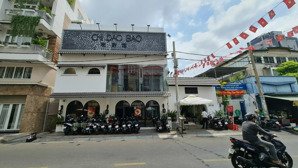 khuôn lớn đường kỳ đồng, quận 3, dt: 441m2 - cấp 4 - tiện xây: hầm + 8 tầng , giá chỉ 79 tỷ