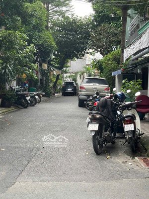 siêu phẩm nhà hxt sẵn kết cấu 4 tầng ở liền, ngay thân nhân trung, tb, 5x17m, 15.6 tỷ