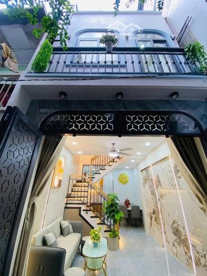 bán nhà lý chính thắng, p. võ thị sáu, q. 3 78,6m2 giá: còn thương lượng nhanh tây kẻo hết