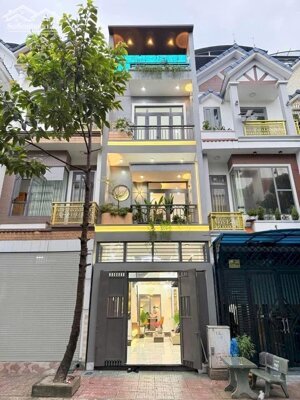 SIÊU PHẨM NHÀ PHỐ 3 LẦU KDC HIỆN ĐẠI TẠI BÌNH DƯƠNG