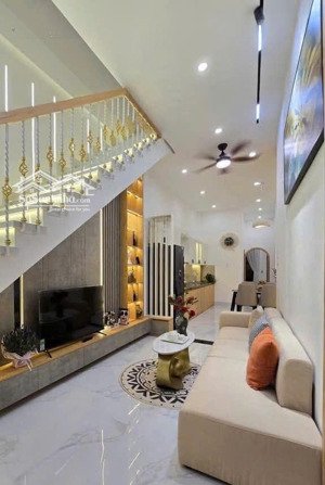 nhà 2 tầng mới tinh, 3pn hẻm xe tải thoại ngọc hầu - 4,9 tỷ,tân phú.