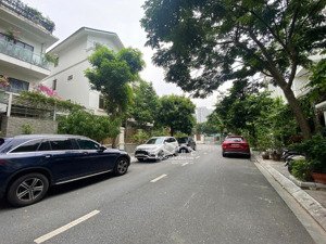 chỉ từ 31 tỷ sở hữu 2 căn biệt thự lk green pearl 378 minh khai