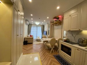 giá chuẩn tôi bán 03 ch 2pn 66m giá 4,2 tỷ - 2pn 73m giá 4,5 tỷ - 3pn giá 5 tỷ tại cc gemek tower