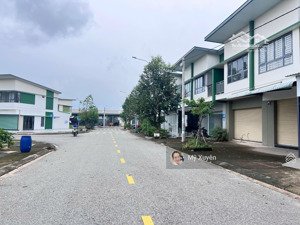 bán căn 2 tầng tại kđt oasis, cạnh sân pickle ball và hồ bơi, giá 1.72 tỷ, sổ sẵn, công chứng ngay