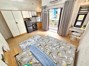 sale lớn cuối năm - căn hộ ban công sang - xịn - mịn - full nội thất - ngay đặng văn ngữ - q.pn