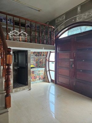 bán gấp trong tháng - bán nhà lạc long quân 148m² 4 tầng - 21 tỷ