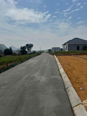 đất full thổ cư xã thạch quảng 100m2 giá hơn 100 triệu bao sang tên sổ