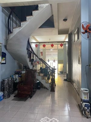 bán gấp trong tháng - bán nhà cộng hòa 80m² 3 tầng - 20.3 tỷ
