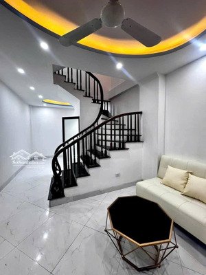 la phù dưới 4 tỷ - 50m ra ô tô đỗ. 32m 3 ngủ 1 thờ. full nội thất - đủ công năng