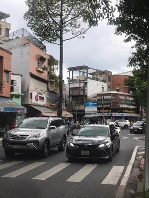 bán gấp trong tháng - bán nhà hoàng sa 68m² 3 tầng - 23 tỷ