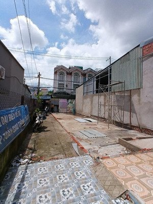 bán đất 167m2(6,5 x 29) - mặt tiền thạnh lộc 44 - chỉ 7,7 tỷ - vài bước chân ra hà huy giáp q12