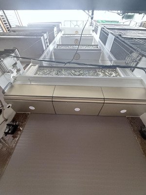 bán nhà riêng phố bạch mai, 12,8 tỷ, 33m2 x 6 tầng. mt 4.2m. ô tô đỗ cửa, 50m ra phố, nhà mới đẹp
