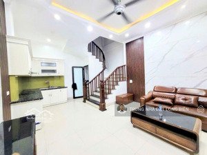 hàng hiếm hơn 5 tỷ thạch bàn ngay công viên hồ 30ha full nội thất gần aeon mall long biên