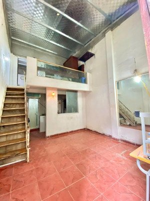 bán nhà cấp 4 sổ riêng đất vườn, ngõ 299 đại mỗ