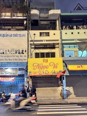 mặt tiền lạc long quân kinh doanh đỉnh 43m² (3.6 12m) vuông vức