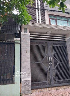 nhà 3 tầng siêu đẹp - trung tâm hành chính nhà bè - 7x18m (126m giá 12.8 tỷ)