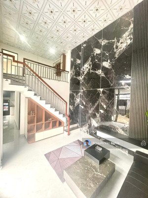 bán nhà đẹp có căn hộ cho thuê trung tâm quận cẩm lệ, đà nẵng giá chỉ 3tỷ500