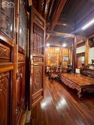 23x35 nhà Gỗ Đẹp + sân vườn đậu Ô tô thoải mái gần siêu thị GO khu đấu giá Thành Nhất