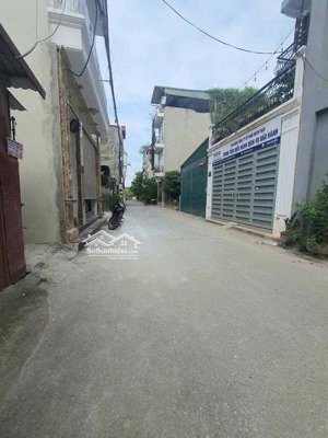 chính chủ bán lô đất vuông đét tại ngõ 134 sài đồng hoặc đi ngõ 95 vũ xuân thiều, long biên