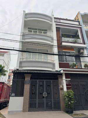 nhà 1t2l trường thọ 60m2 thủ đức 4pn đường xe tải chỉ 7 đồng nhẹ