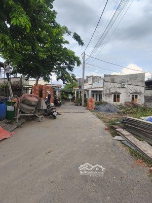 3.2 tỷ 55.4m đường 32 nguyễn xiển, gần vinhomes q9 vị trí đẹp, khu dân cư hiện hữu, hẻ