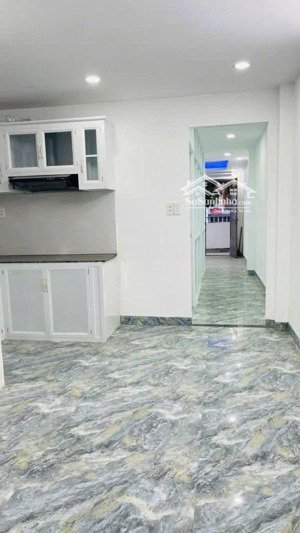 chung cư bình phú , p10 ,quận 6 - 47m2 sổ riêng lầu 1, thang bộ chỉ 2,3 tỷ bớt lộc