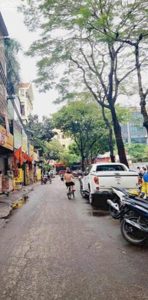 BÁN NHÀ NGÕ 22 TRUNG KÍNH CẦU GIẤY - LÔ GÓC Ô TÔ TRÁNH KINH DOANH: DT 51M2 GIÁ CHÀO 18 TỶ