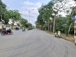 bán đất huỳnh tấn phát, thạch bàn, long biên, 102m2, mt 6m, giá 25.3 tỷ, ô tô tránh ở là mê ly