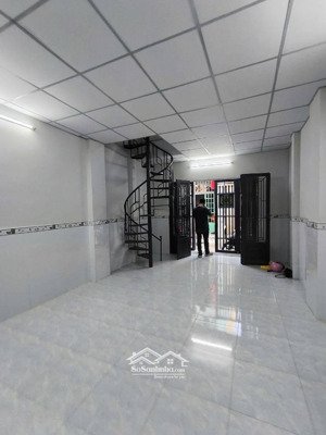 bán nhà 2 tầng lô góc, đường ô tô , p.long trường , q.9 , 3,8 tỷ (còn tl)