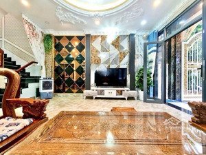 nhà đẹp 3 tầng hẻm 6m xe hơi huỳnh tấn phát dt; 52m (5.2x10) giá 7 tỷ