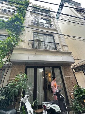 nhà ngọc thụy, cạnh việt pháp, công viên, chợ, ô tô tránh, 45m2, mt 4,5m, 5 tầng, lô góc, giá 12 tỷ