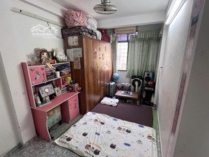 bán nhà đống đa 5 tầng cách ô tô 30m giá 6tỷ