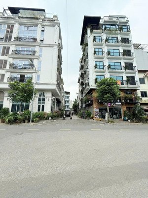 nhà 90m2, 5 tầng mt 6,5m cạnh trường quốc tế pháp, công viên ngọc thụy, đt khai sơn, đ hồng tiến