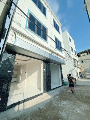 bán nhà 3 tầng tại thôn quyết tiến , xã vân côn, hoài đức, hà nội, 2,5 tỷ, 31,6m2 hot! uy tín