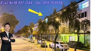 bán liền kề b37 ô44 khu b geleximco. đã hoàn thiện. đường rộng 30m. view vườn hoa. lh 