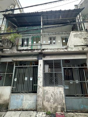 nhà ngộp bán gấp trong tuần - bán nhà lũy bán bích 55m² - 2 tầng - 5.15 tỷ - hẻm rộng xe hơi