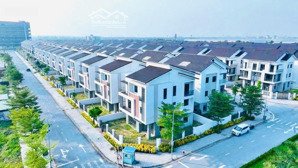 bán shophouse góc sh4 - centa riverside, mặt đường 179, sổ đỏ, giá 12 tỷ vị trí đắc địa