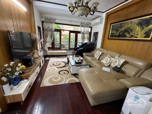 bán nhà tây hồ - 52m2 - mt 4.2m - ô tô 16 chỗ qua nhà - hồ tây lộng gió - nội thất sang xịn