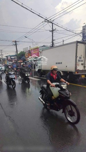 bán căn nhà mặt tiền đường thủ khoa huân bình chuẩn kinh doanh víp dt 6x35 tổng dt 217m
nhà đa