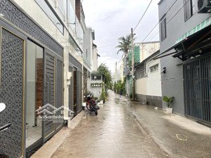 siêu phẩm nhà đẹp thủ đức 2tầng mới xây, hẻm xe hơi, gần phạm văn đồng, chỉ 6.8 tỷ _ 4x13m ở ngay!