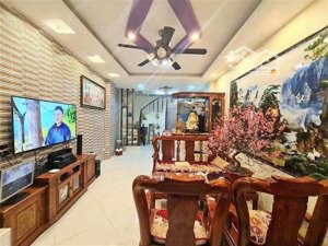 hàng xóm feliz homes hoàng mai diện tích rộng 65m2, 5 tầng công năng đầy đủ, giá chào: 8 tỷ