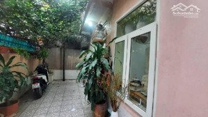 bán đất tặng nhà 3 tầng ,ngõ thoáng rộng