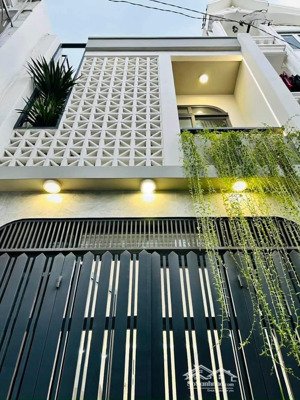 định cư bán gấp nguyễn văn tăng, p. long thạnh mỹ, quận 9. 2tỷ600. đang sẵn cho thuê 18 triệu/tháng