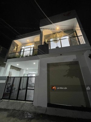 bán 2 căn nhà lầu thổ cư kp1 phường tân hiệp, ngay chợ nhỏ vào xíu. gần đường nguyễn ái quốc 300m.