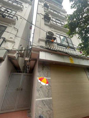 nhà ngay trường th, thcs lĩnh nam, 5 tầng, lô góc, mặt tiền 4m, mẹc đỗ cửa, mót bán nhỉnh 7 tỷ